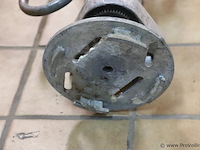 Krinner kr e 20 montagemachine - afbeelding 9 van  10