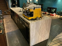 Krion by zw interior - bar taj mahal look - afbeelding 3 van  19