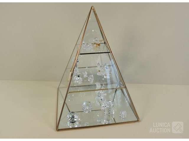 Kristallen beeldjes - afbeelding 1 van  13