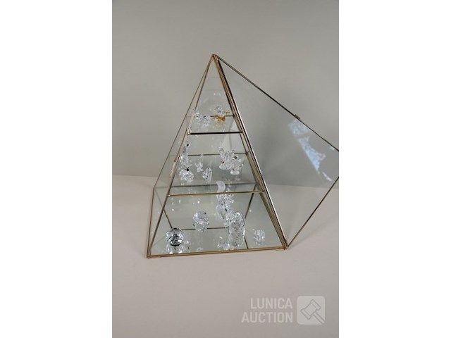 Kristallen beeldjes - afbeelding 6 van  13