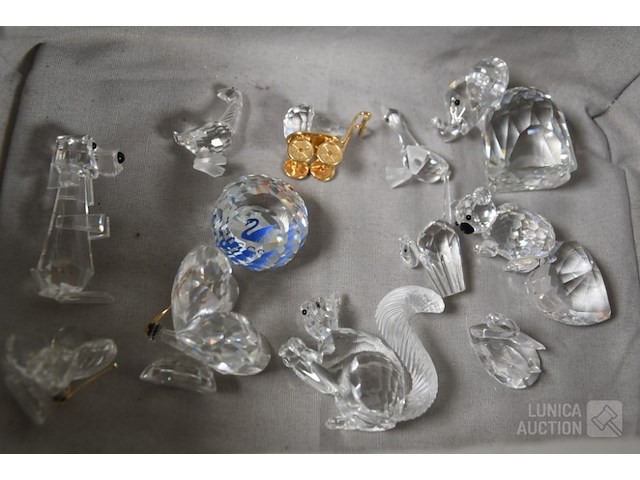 Kristallen beeldjes - afbeelding 7 van  13