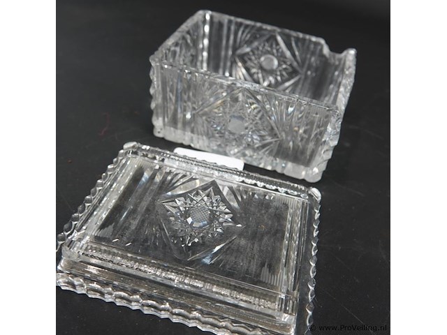 Kristallen dekseldoos - afbeelding 3 van  5