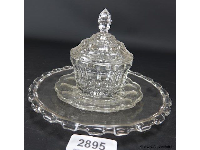 Kristallen pot op onderschaal - afbeelding 1 van  5