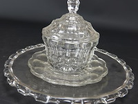 Kristallen pot op onderschaal - afbeelding 1 van  5