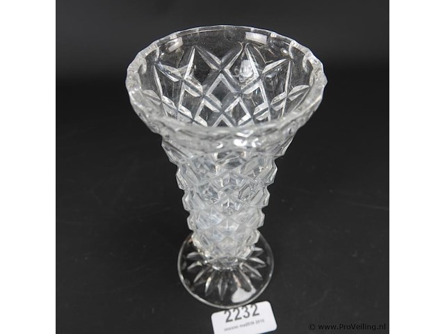 Kristallen voetvaas - afbeelding 3 van  5