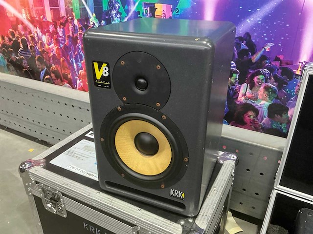 Krk v8 series 2 studio monitor speaker (2x) - afbeelding 1 van  3