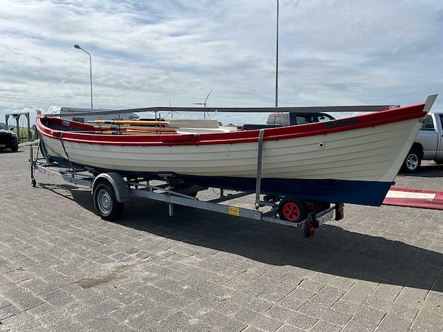 Kromhout whaler roeisloep curved wood roeiboot - afbeelding 29 van  42