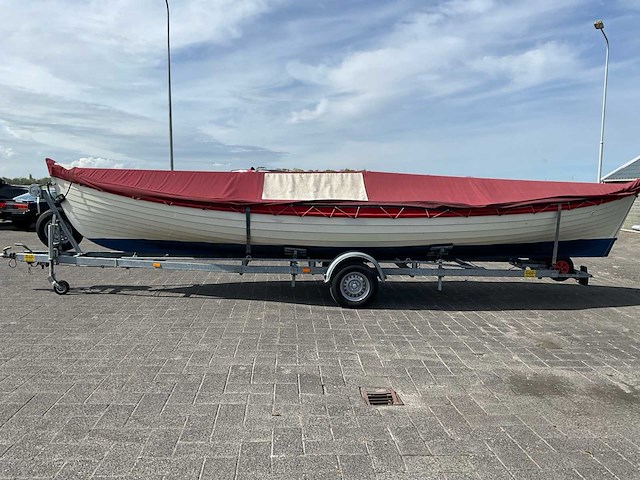 Kromhout whaler roeisloep curved wood roeiboot - afbeelding 23 van  42