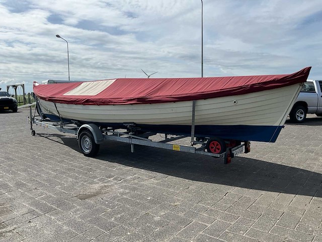 Kromhout whaler roeisloep curved wood roeiboot - afbeelding 34 van  42
