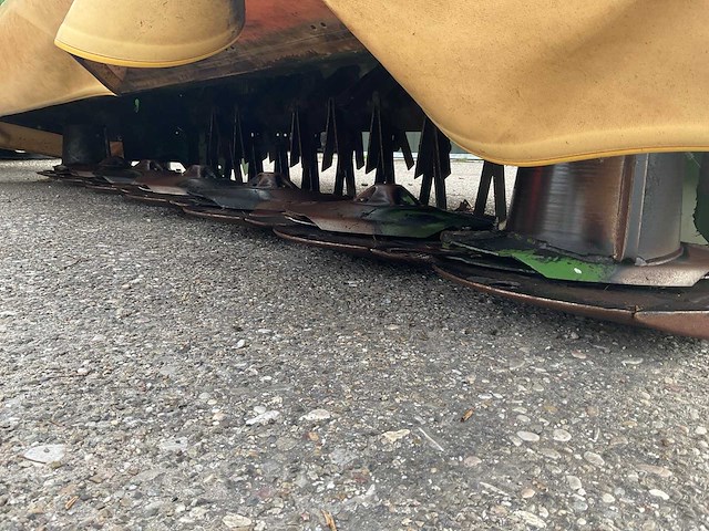 Krone easycut f320 cv + 9140cv triple maaier - afbeelding 22 van  24