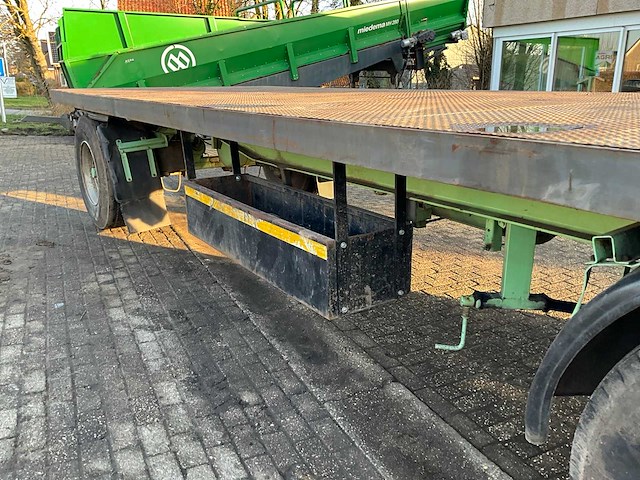 Krone platte wagen - afbeelding 12 van  15