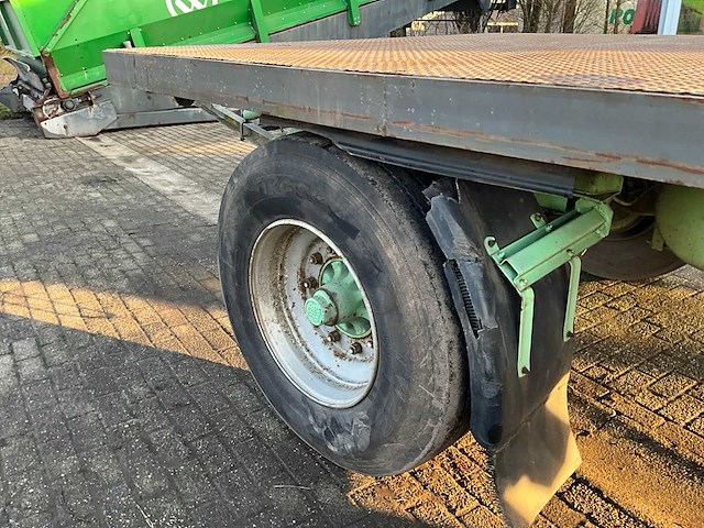 Krone platte wagen - afbeelding 14 van  15