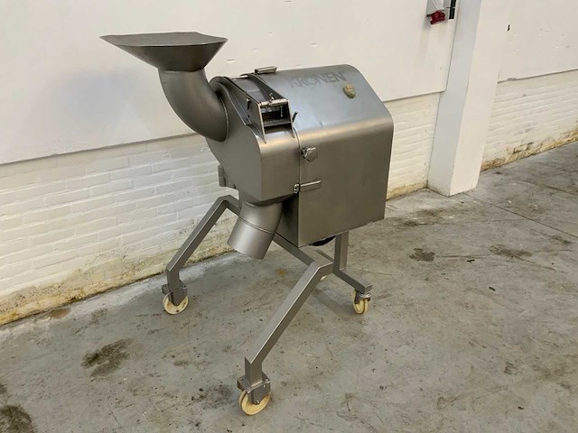 Kronen kuj blokjessnijmachine - afbeelding 3 van  5