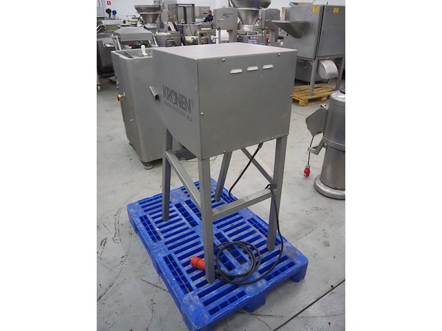 Kronen - afbeelding 10 van  15