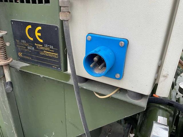 Kronenburg 933sq mobiele brandblus-/ en slangeninstallatie op enkelassige aanhanger - afbeelding 2 van  18