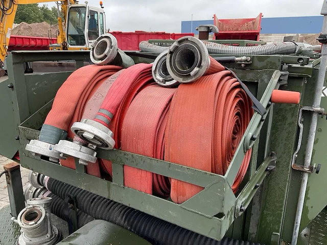 Kronenburg 933sq mobiele brandblus-/ en slangeninstallatie op enkelassige aanhanger - afbeelding 16 van  18