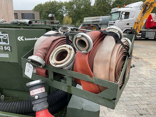 Kronenburg 933sq mobiele brandblus-/ en slangeninstallatie op enkelassige aanhanger - afbeelding 17 van  18