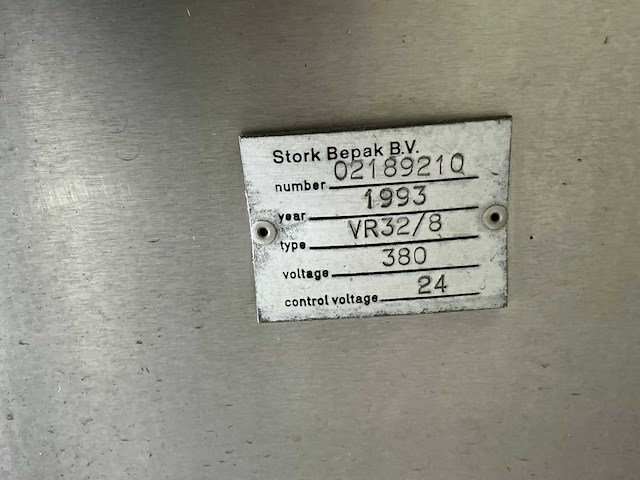 Krones/stork/zalkin/kosme flessen spoel/vul/etiketteerlijn (7000 fles/uur)met onderdelen - afbeelding 64 van  99