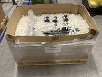 Krones/stork/zalkin/kosme flessen spoel/vul/etiketteerlijn (7000 fles/uur)met onderdelen - afbeelding 57 van  99