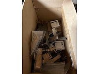 Krones/stork/zalkin/kosme flessen spoel/vul/etiketteerlijn (7000 fles/uur)met onderdelen - afbeelding 14 van  99