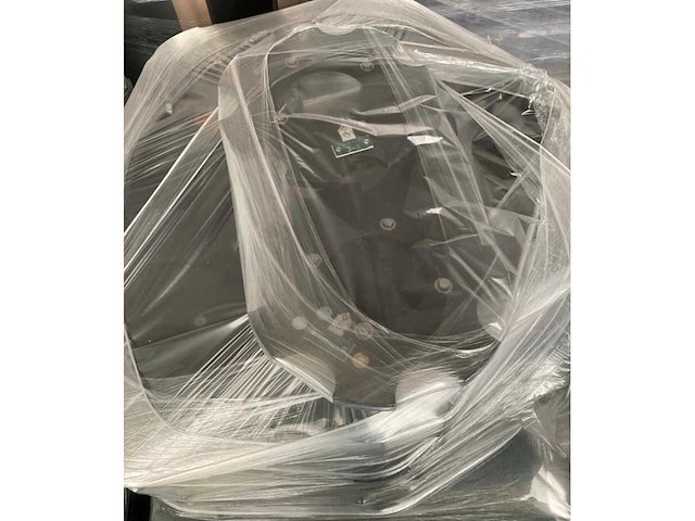 Krones/stork/zalkin/kosme flessen spoel/vul/etiketteerlijn (7000 fles/uur)met onderdelen - afbeelding 75 van  99