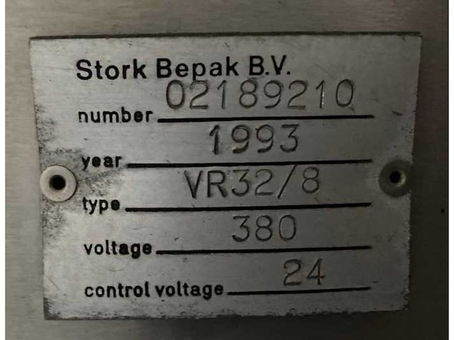 Krones/stork/zalkin/kosme flessen spoel/vul/etiketteerlijn (7000 fles/uur)met onderdelen - afbeelding 83 van  99