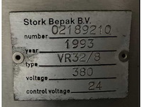 Krones/stork/zalkin/kosme flessen spoel/vul/etiketteerlijn (7000 fles/uur)met onderdelen - afbeelding 83 van  99