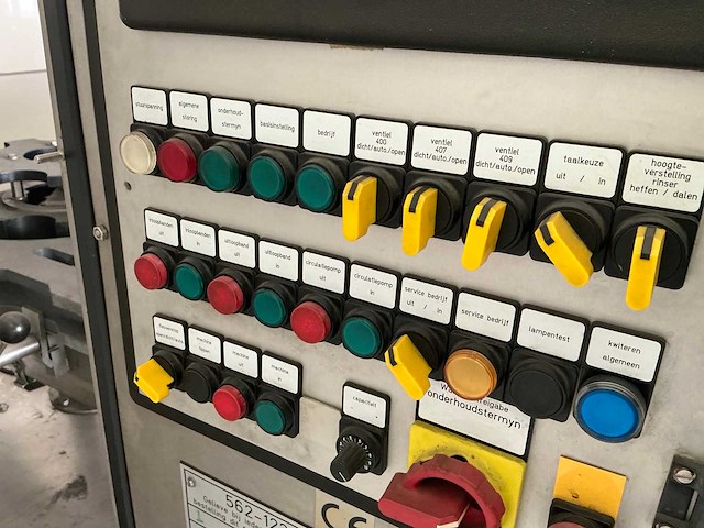 Krones/stork/zalkin/kosme flessen spoel/vul/etiketteerlijn (7000 fles/uur)met onderdelen - afbeelding 85 van  99