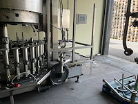 Krones/stork/zalkin/kosme flessen spoel/vul/etiketteerlijn (7000 fles/uur)met onderdelen - afbeelding 41 van  99