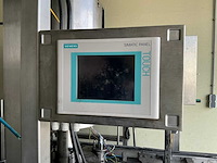 Krones/stork/zalkin/kosme flessen spoel/vul/etiketteerlijn (7000 fles/uur)met onderdelen - afbeelding 42 van  99