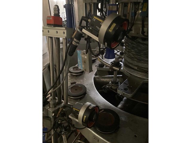 Krones/stork/zalkin/kosme flessen spoel/vul/etiketteerlijn (7000 fles/uur)met onderdelen - afbeelding 99 van  99