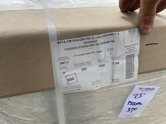 Krosglass a.s. mata pr 1004/300/105 - polyester poedergebonden glasvezelmat op rol (1095 kg) - afbeelding 3 van  3