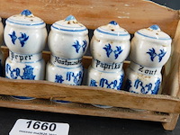 Kruidenrek met porseleinen potjes - afbeelding 4 van  5