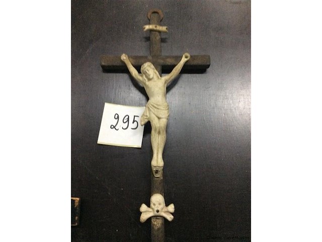 Kruisbeeld bisquit - afbeelding 1 van  2