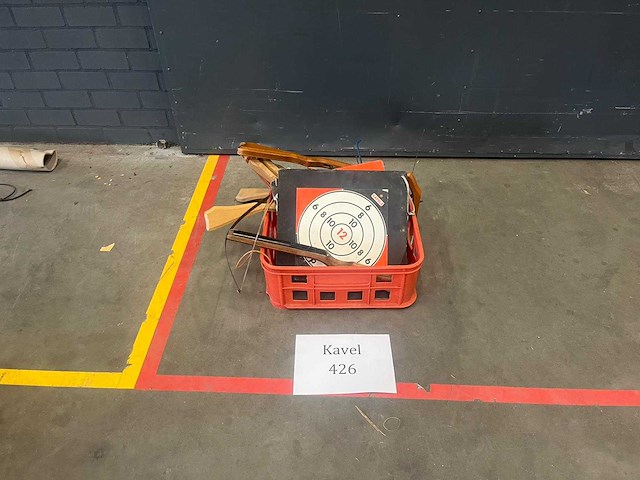 Kruisbogen + bordjes - afbeelding 1 van  2