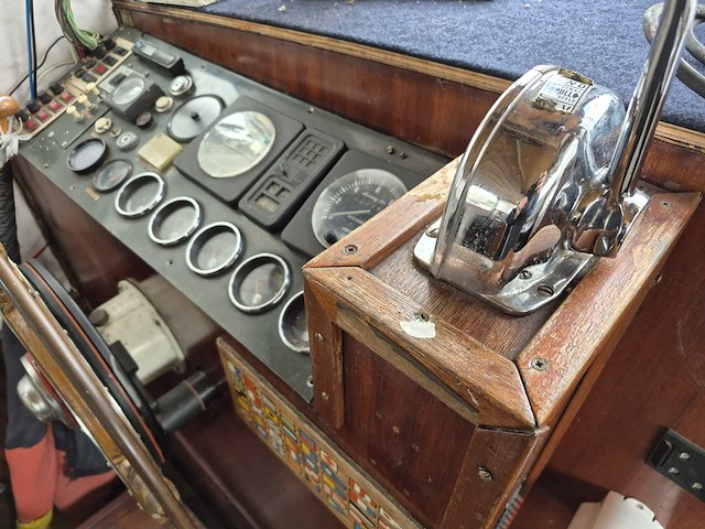 Kruiser - motorjacht - afbeelding 9 van  32