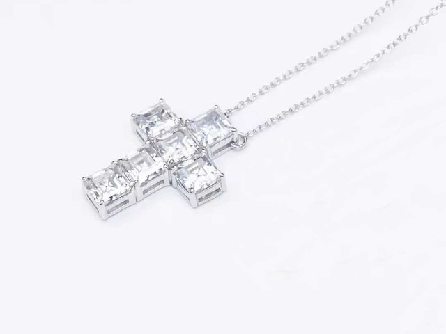 Kruishanger met asscher geslepen diamanten van hoge kwaliteit - afbeelding 6 van  7