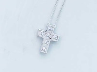 Kruishanger met asscher geslepen diamanten van hoge kwaliteit - afbeelding 7 van  7