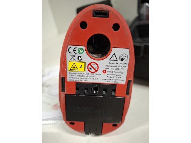 Kruis/lijn laser (zelf nivellerend) leica, lino l2p5, bouwjaar 2018 - afbeelding 5 van  9