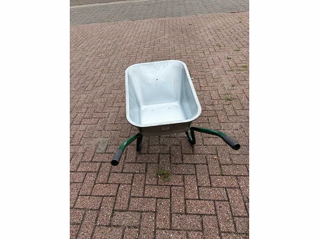 Kruiwagen - wheelbarrow (50x) - afbeelding 2 van  9