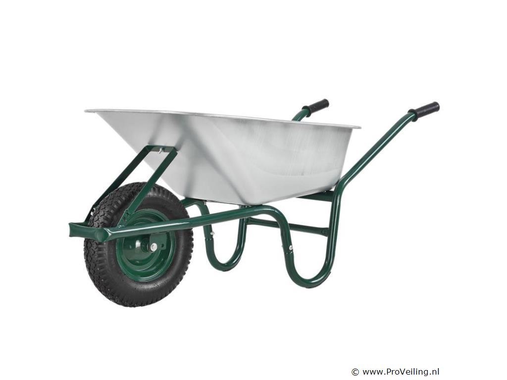 Veiling van diverse tuinmeubilair, gereedschappen & huishoudelijke artikelen