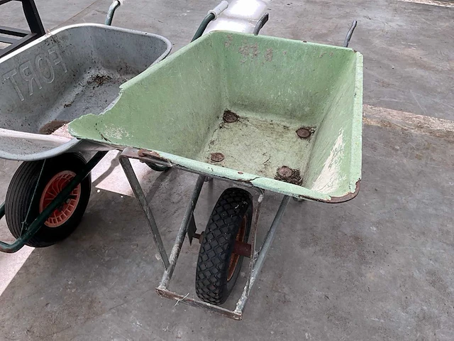 Kruiwagen (2x) - afbeelding 3 van  4
