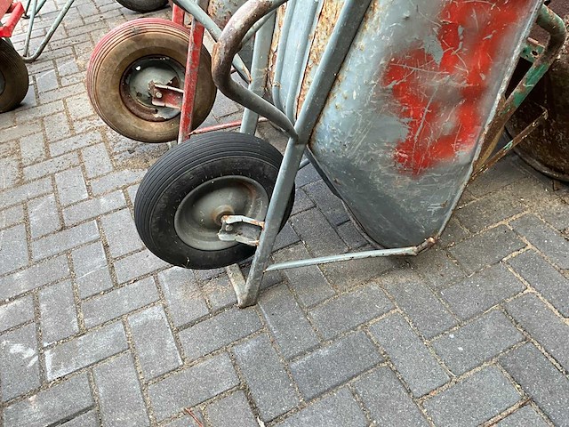 Kruiwagen (4x) - afbeelding 1 van  2