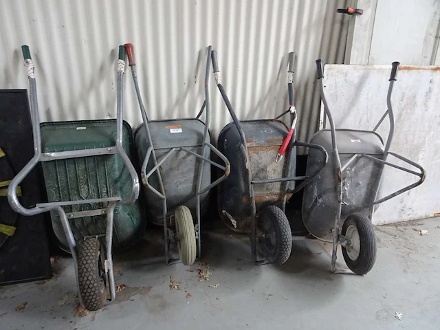 Kruiwagen (4x) - afbeelding 1 van  5