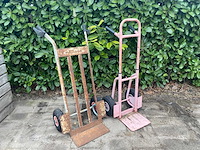 Kruiwagen en 2 steekwagens - afbeelding 2 van  3