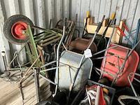 Kruiwagen en divers (8x) - afbeelding 2 van  9