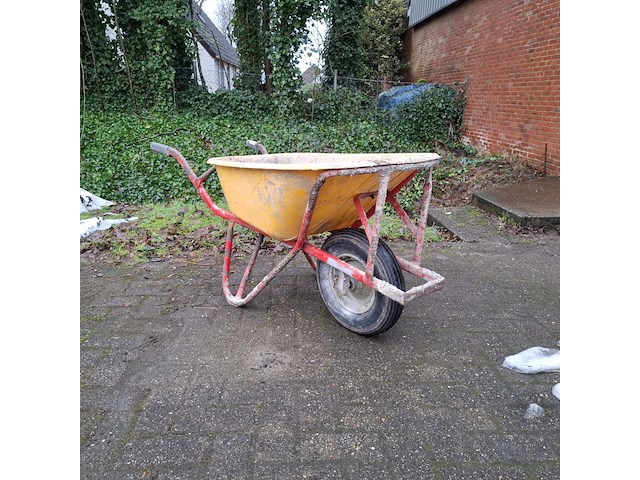 Kruiwagen en stenen kruiwagen, matador - afbeelding 5 van  12