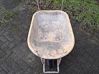 Kruiwagen en stenen kruiwagen, matador - afbeelding 6 van  12