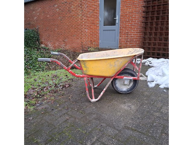 Kruiwagen en stenen kruiwagen, matador - afbeelding 8 van  12