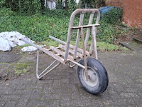 Kruiwagen en stenen kruiwagen, matador - afbeelding 10 van  12